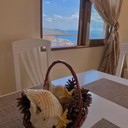 Brunas Sarandë