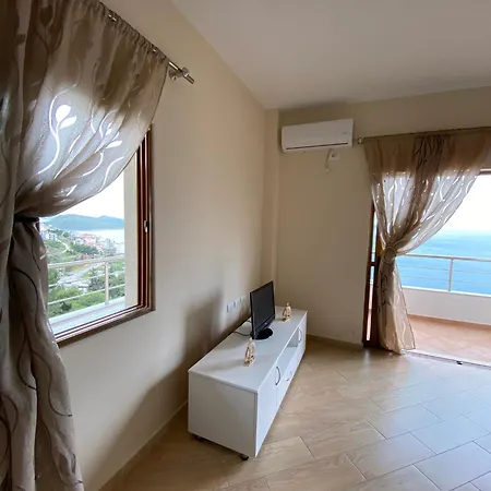 Brunas * Saranda